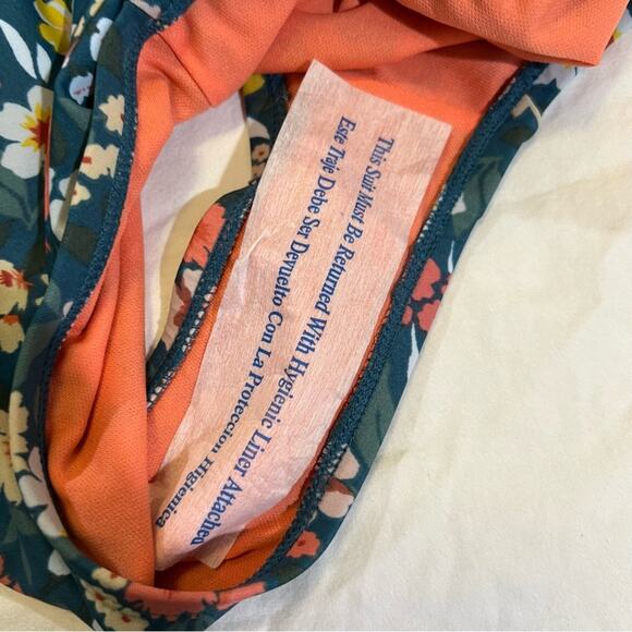 Palisades Beach Club NWT Floral Print One Piece Swimsuit sz S - Picture 8 of 14